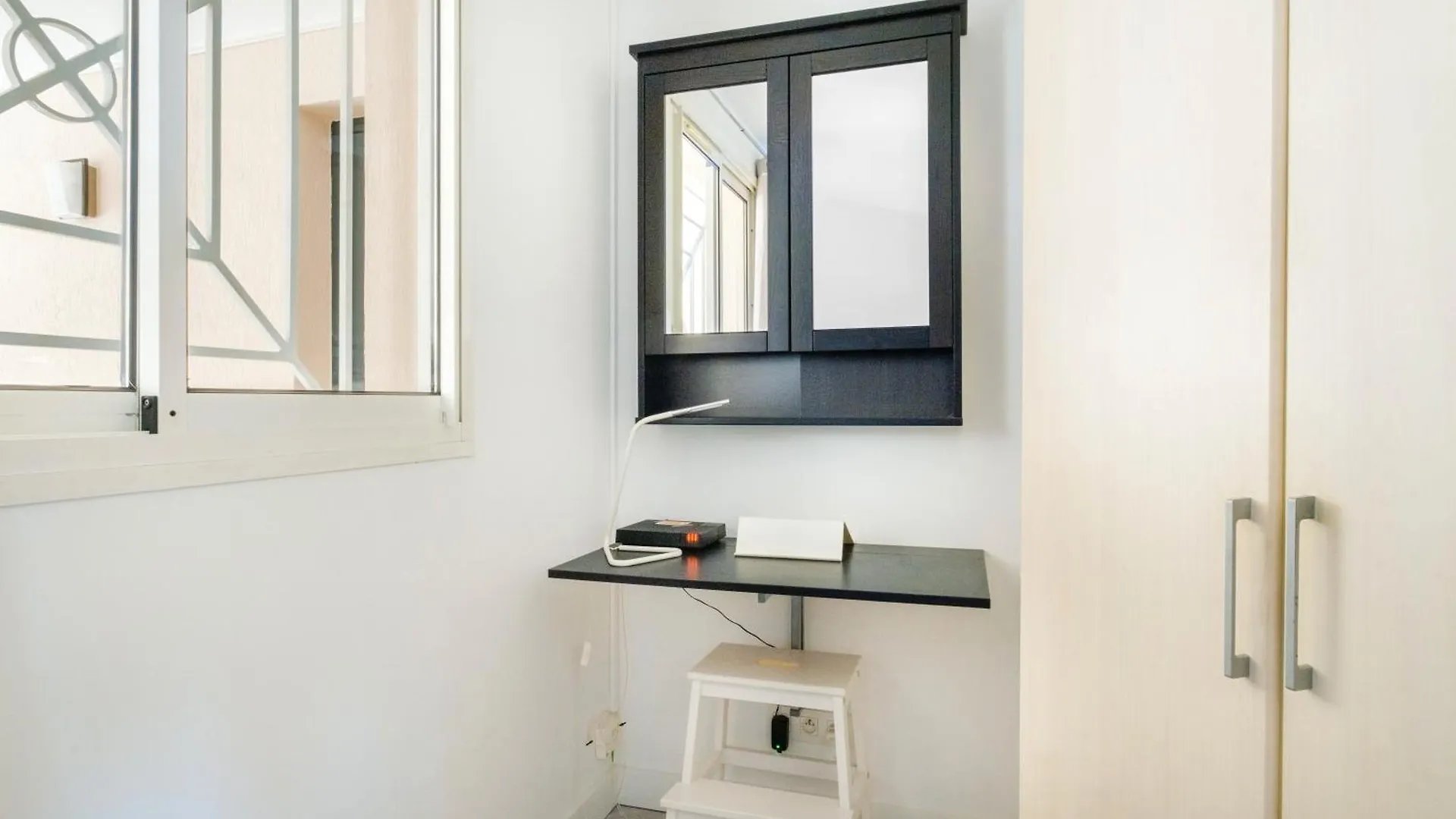 Charmant T2 Entre Mer Et Montagne Theoule-sur-Mer Apartment