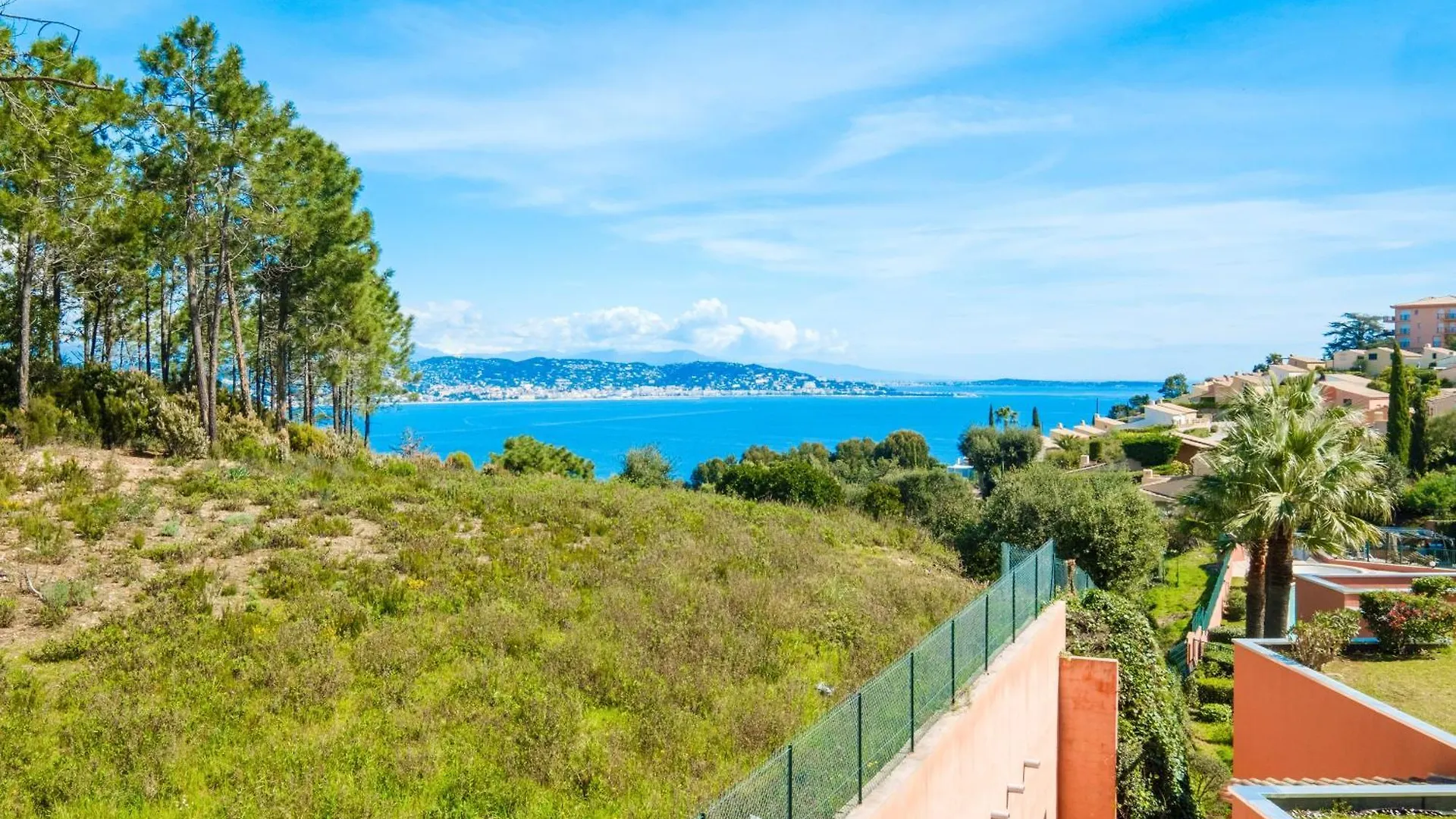 Charmant T2 Entre Mer Et Montagne Theoule-sur-Mer